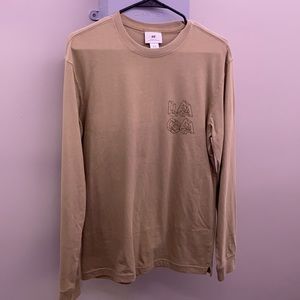 Long sleeve shirt